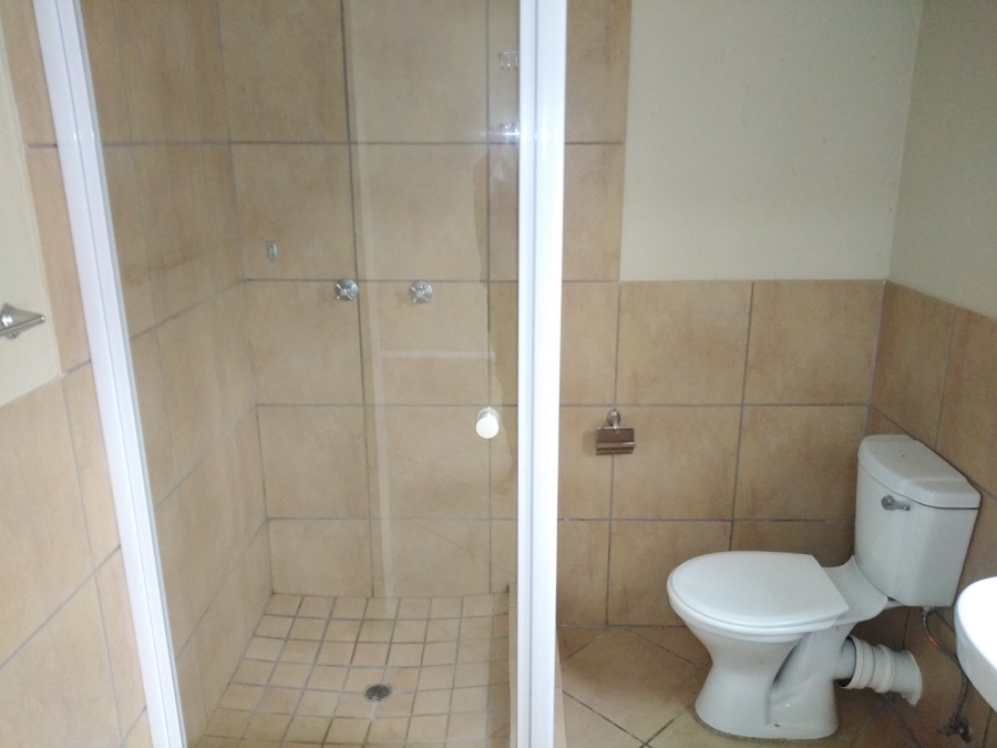 To Let  Bedroom Property for Rent in Van Der Hoff Park North West